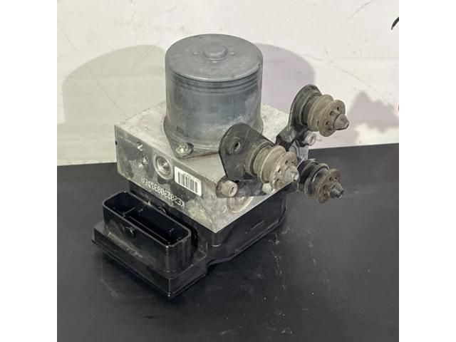 bontott VW PASSAT B7 ABS Kocka