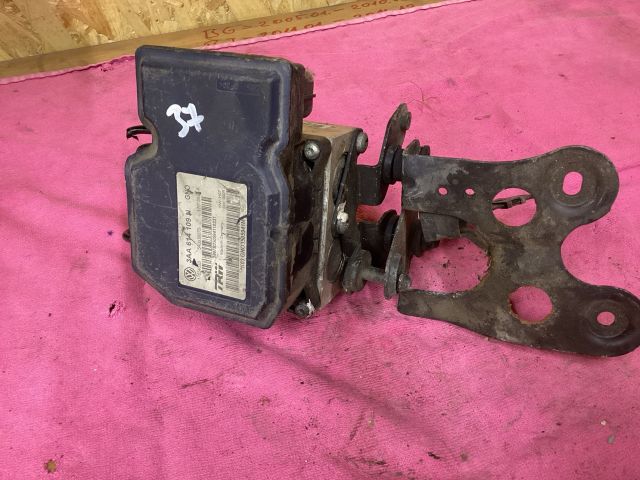 bontott VW PASSAT B7 ABS Kocka