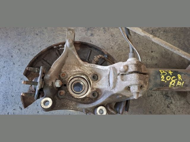 bontott VW PASSAT B7 Bal első Csonkállvány Kerékaggyal