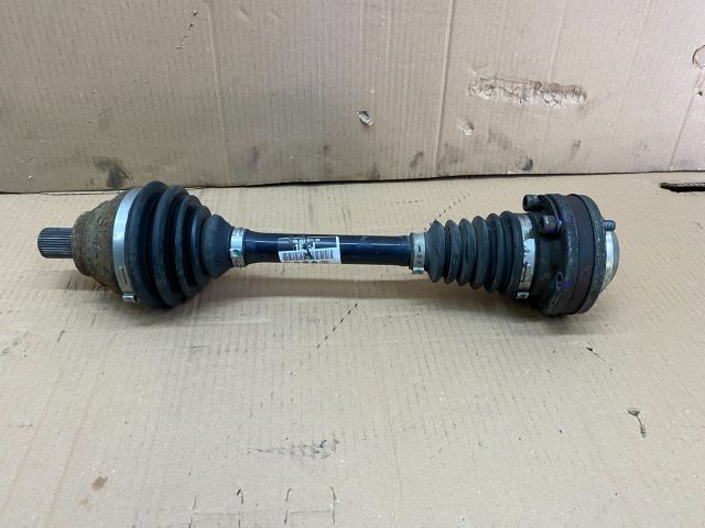 bontott VW PASSAT B7 Bal Féltengely