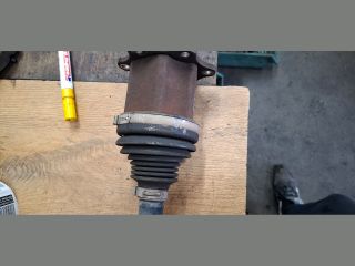 bontott VW PASSAT B7 Bal Féltengely