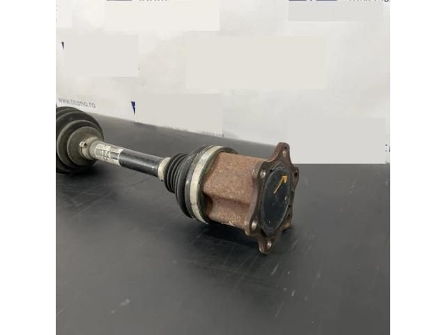 bontott VW PASSAT B7 Bal Féltengely