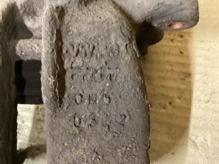 bontott VW PASSAT B7 Bal hátsó Féknyereg Munkahengerrel