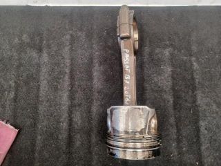 bontott VW PASSAT B7 Dugattyú