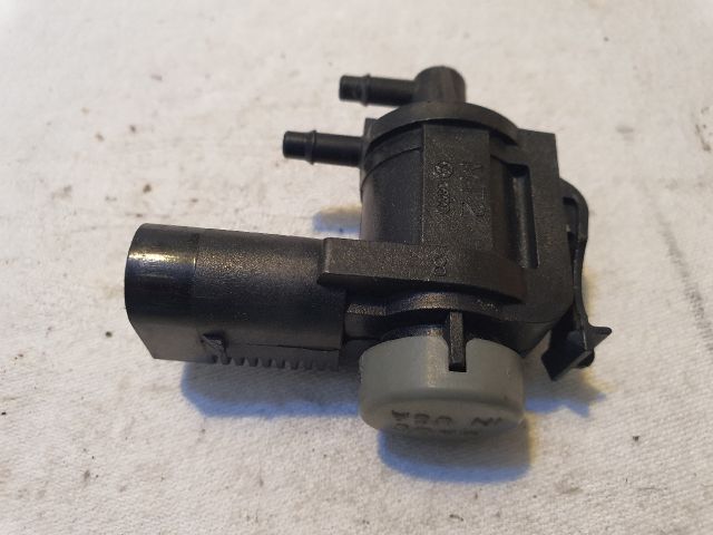 bontott VW PASSAT B7 EGR / AGR Vákum Szelep
