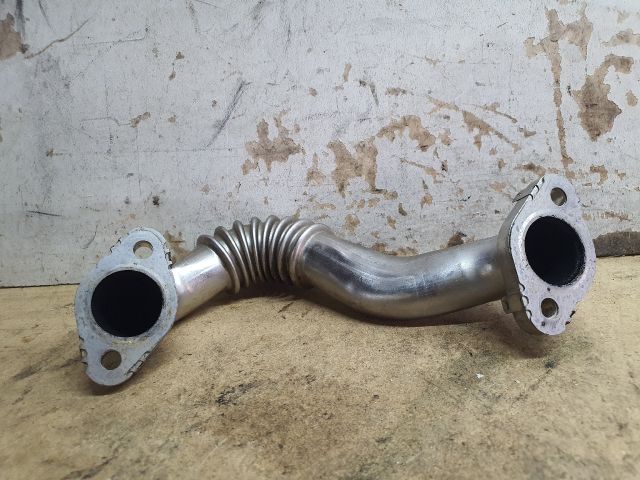 bontott VW PASSAT B7 EGR Hűtő Cső