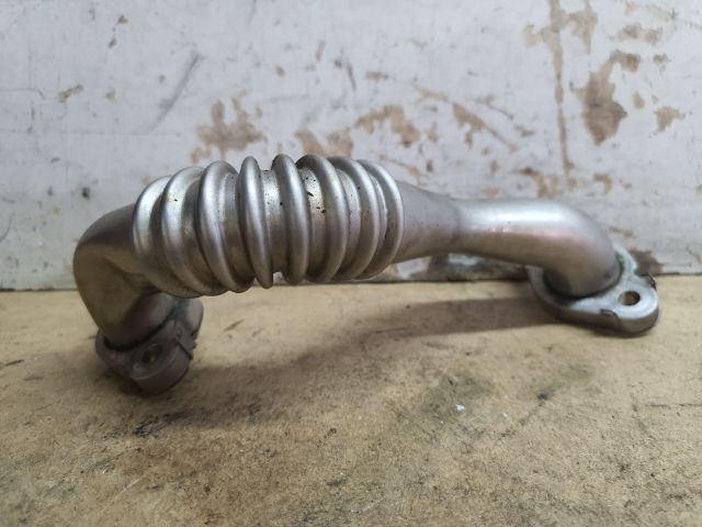 bontott VW PASSAT B7 EGR Hűtő Cső