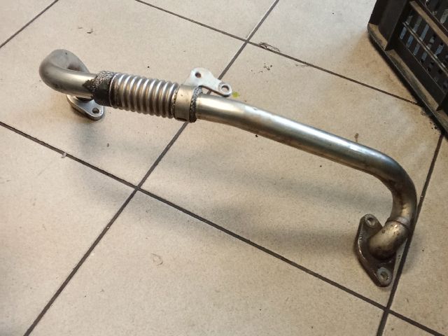 bontott VW PASSAT B7 EGR Hűtő Cső