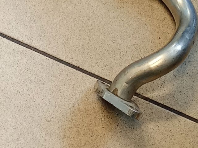 bontott VW PASSAT B7 EGR Hűtő Cső