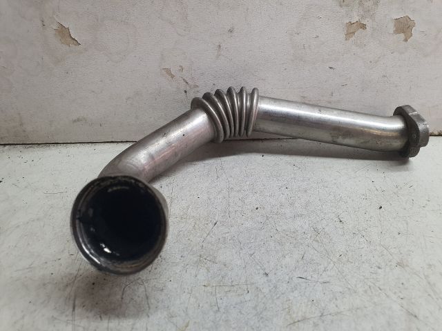 bontott VW PASSAT B7 EGR Hűtő Cső