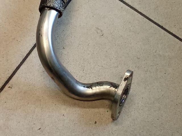 bontott VW PASSAT B7 EGR Hűtő Cső