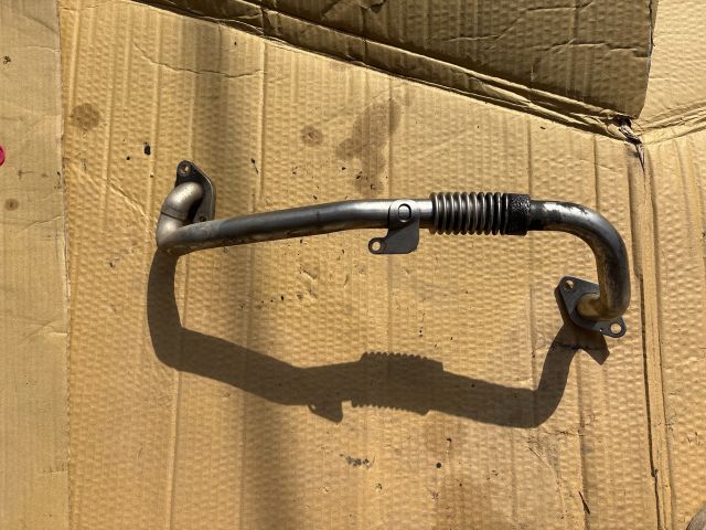 bontott VW PASSAT B7 EGR Hűtő Cső