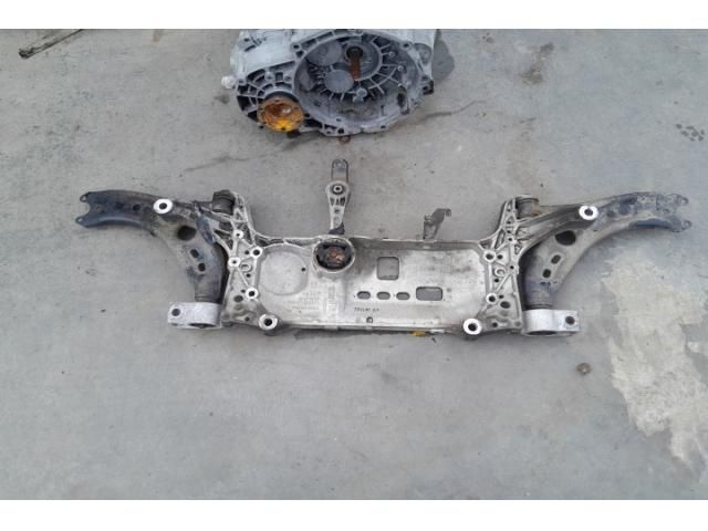 bontott VW PASSAT B7 Első Bölcső