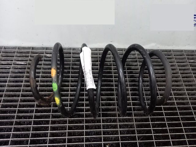 bontott VW PASSAT B7 Első Rugó