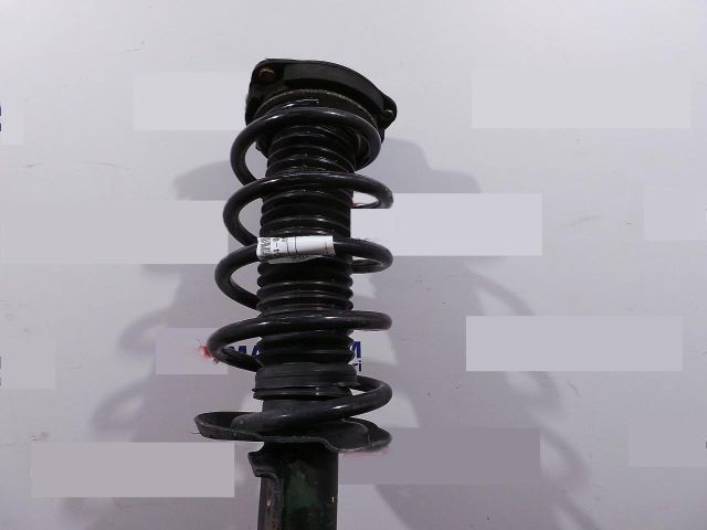 bontott VW PASSAT B7 Első Rugó