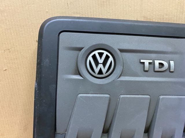 bontott VW PASSAT B7 Felső Motorburkolat