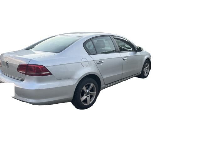 bontott VW PASSAT B7 Felső Vezérlés Burkolat