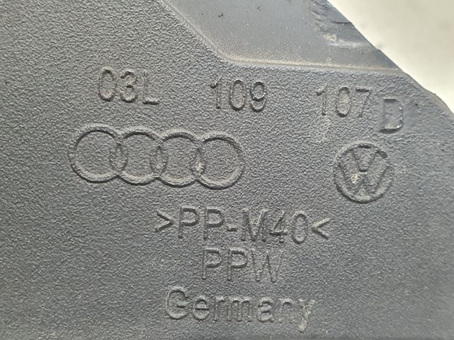 bontott VW PASSAT B7 Felső Vezérlés Burkolat