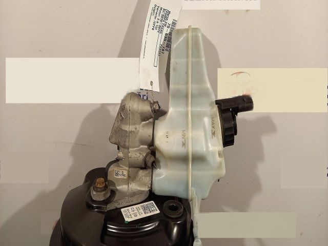 bontott VW PASSAT B7 Főfékhenger