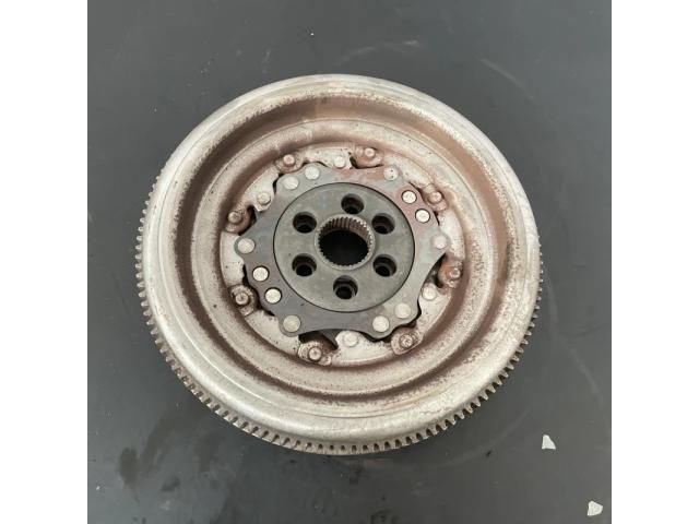 bontott VW PASSAT B7 Fogaskoszorú