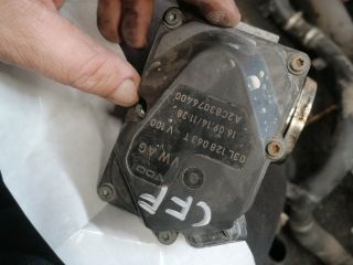 bontott VW PASSAT B7 Fojtószelep (Elektromos)