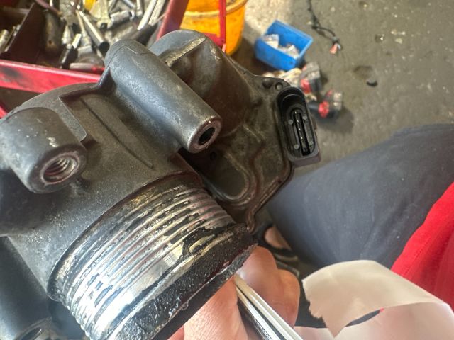 bontott VW PASSAT B7 Fojtószelep (Elektromos)