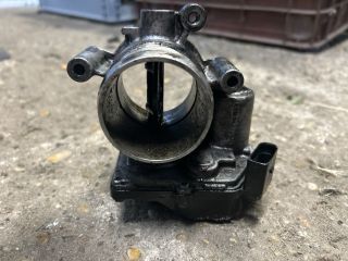 bontott VW PASSAT B7 Fojtószelep (Elektromos)