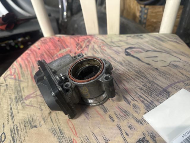 bontott VW PASSAT B7 Fojtószelep (Elektromos)