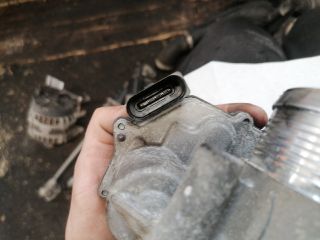 bontott VW PASSAT B7 Fojtószelep (Elektromos)