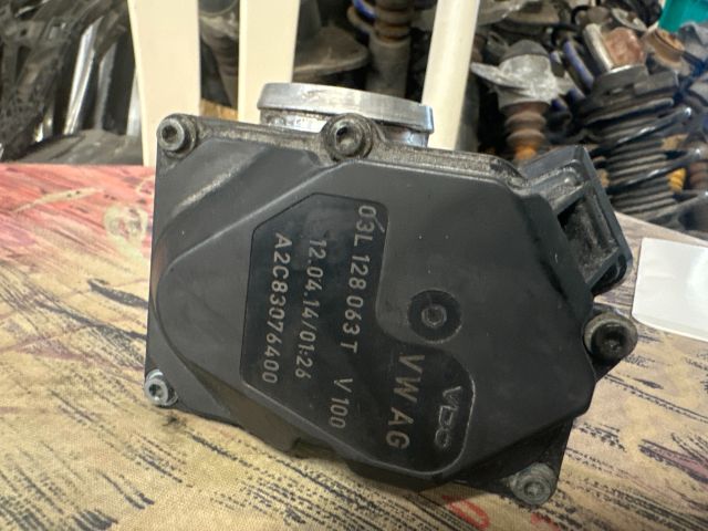 bontott VW PASSAT B7 Fojtószelep (Elektromos)