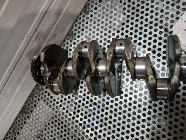 bontott VW PASSAT B7 Főtengely (Magában)