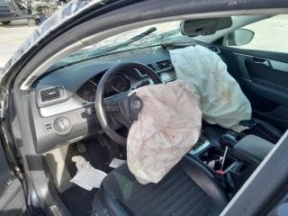 bontott VW PASSAT B7 Főtengely (Magában)