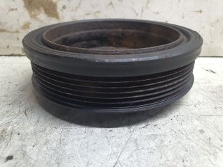 bontott VW PASSAT B7 Főtengely Szíjtárcsa