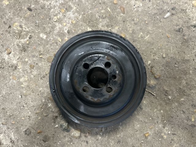 bontott VW PASSAT B7 Főtengely Szíjtárcsa