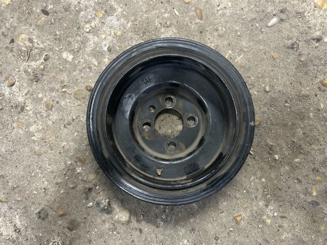 bontott VW PASSAT B7 Főtengely Szíjtárcsa