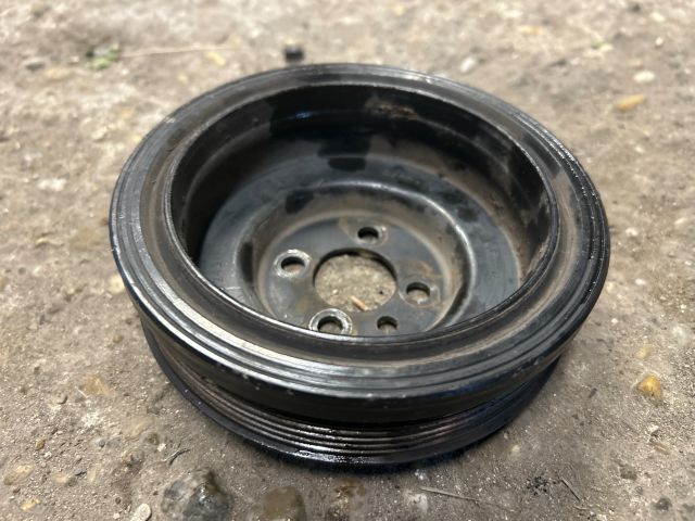 bontott VW PASSAT B7 Főtengely Szíjtárcsa