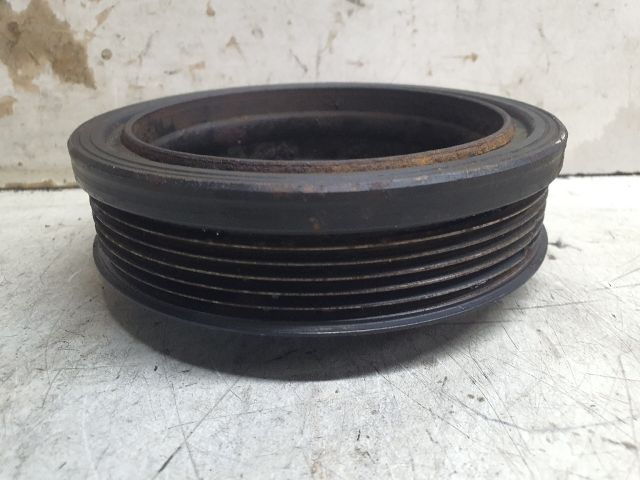 bontott VW PASSAT B7 Főtengely Szíjtárcsa