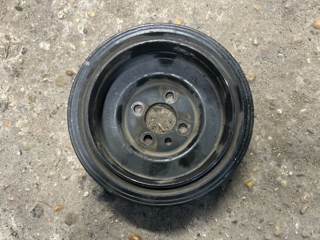 bontott VW PASSAT B7 Főtengely Szíjtárcsa