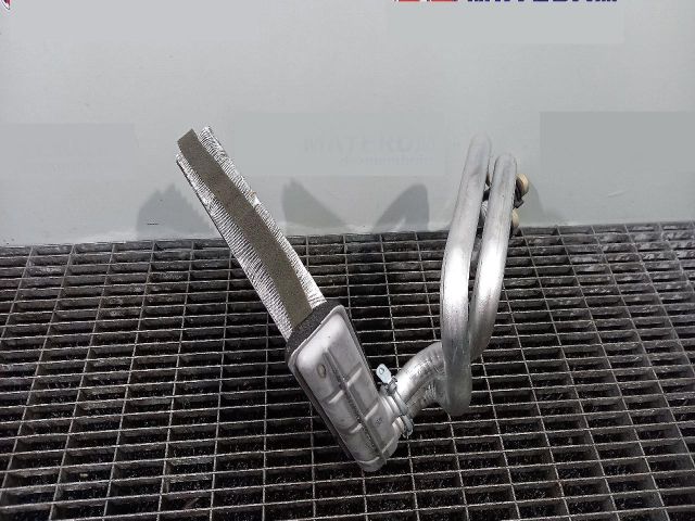 bontott VW PASSAT B7 Fűtőradiátor