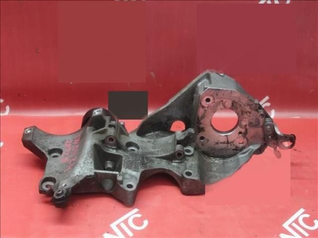 bontott VW PASSAT B7 Generátor Tartó Bak