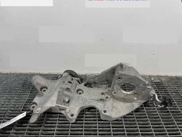 bontott VW PASSAT B7 Generátor Tartó Bak