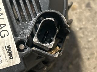 bontott VW PASSAT B7 Generátor