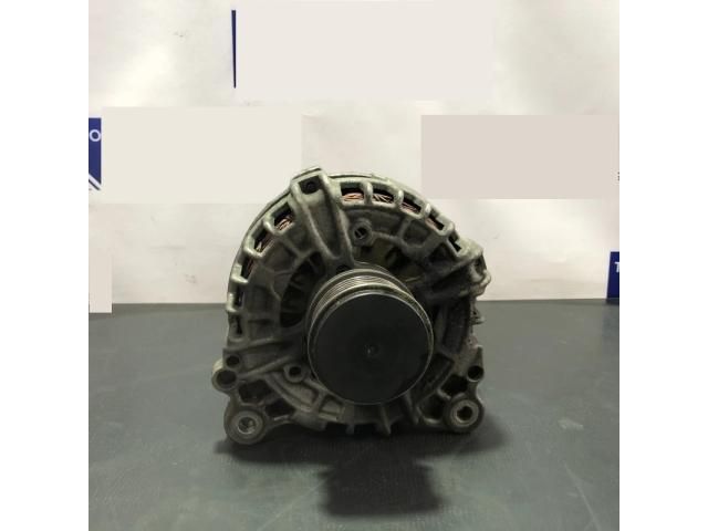 bontott VW PASSAT B7 Generátor