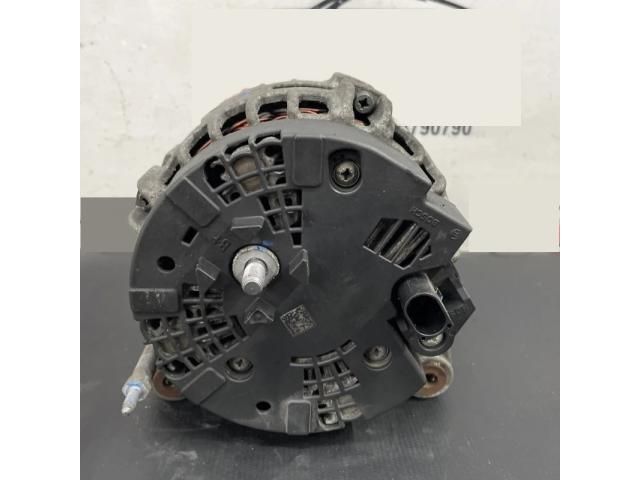 bontott VW PASSAT B7 Generátor