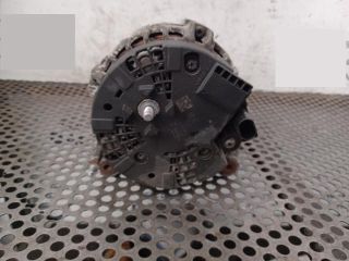 bontott VW PASSAT B7 Generátor