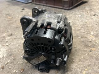 bontott VW PASSAT B7 Generátor