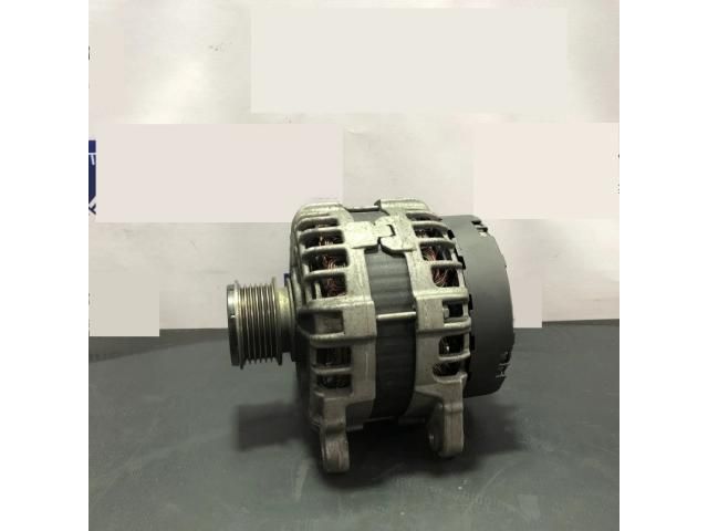 bontott VW PASSAT B7 Generátor