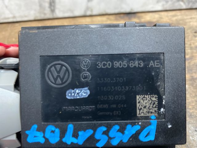 bontott VW PASSAT B7 Gyújtáskapcsoló Házzal