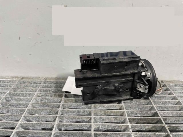 bontott VW PASSAT B7 Gyújtáskapcsoló