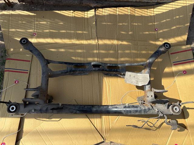 bontott VW PASSAT B7 Hátsó Híd (Dobfékes)